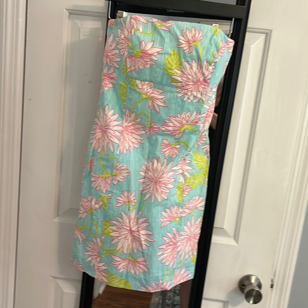 Lilly Pulitzer strapless dress with tie in back size 6